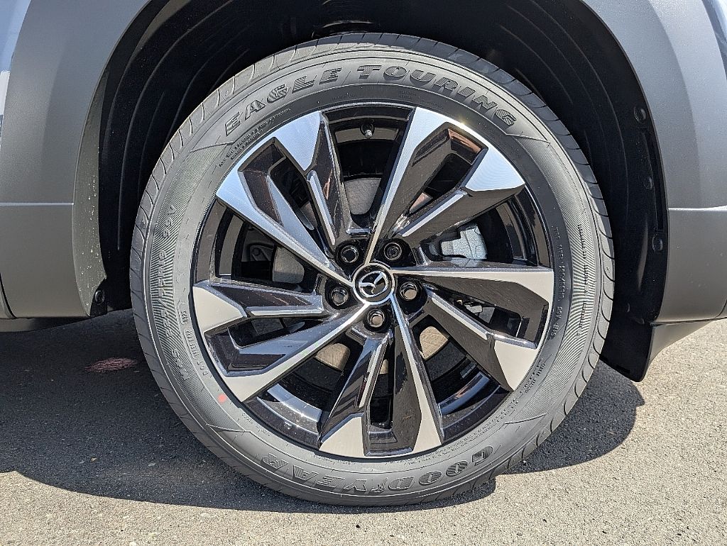 2025 Mazda CX-50 Premium Plus photo 11