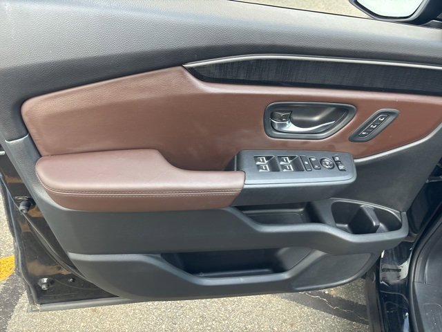 2023 Honda Pilot Elite photo 8