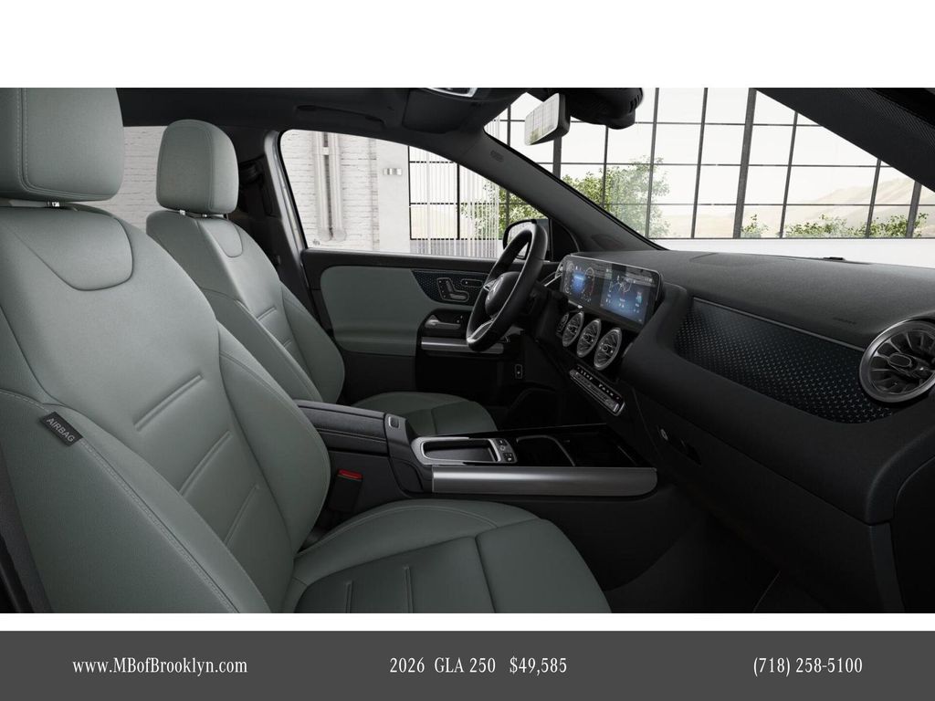 2026 Mercedes Benz GLA 250 4MATIC photo 3