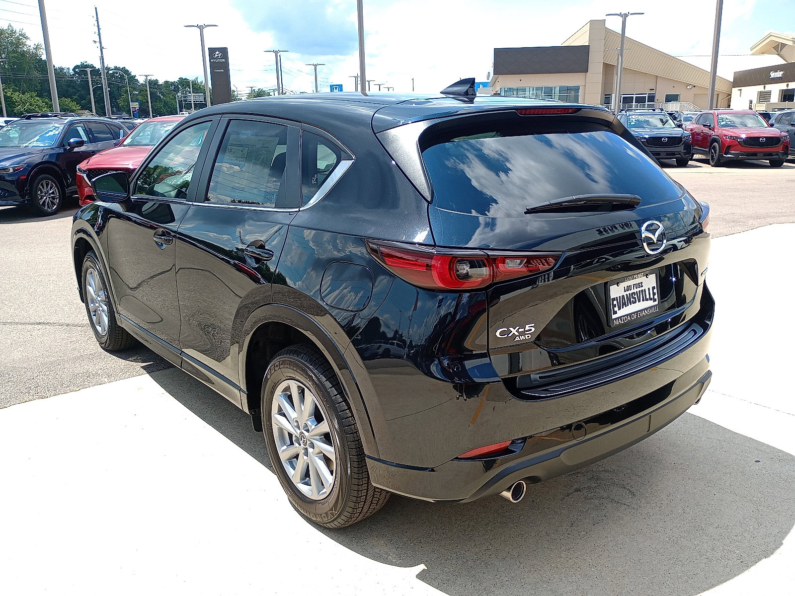 2025 Mazda CX-5 2.5 S Preferred photo 3