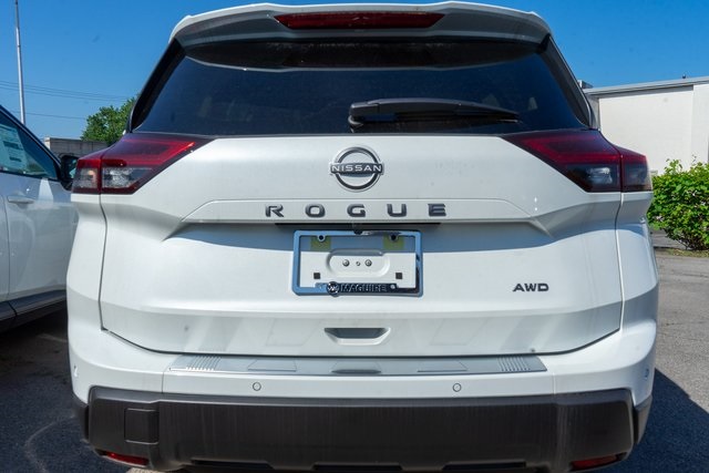 2025 Nissan Rogue SV photo 6