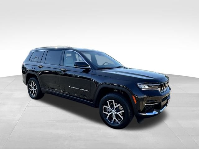2025 Jeep Grand Cherokee Limited photo 8
