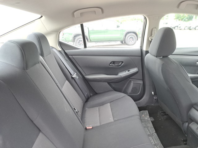 2024 Nissan Sentra SV photo 6