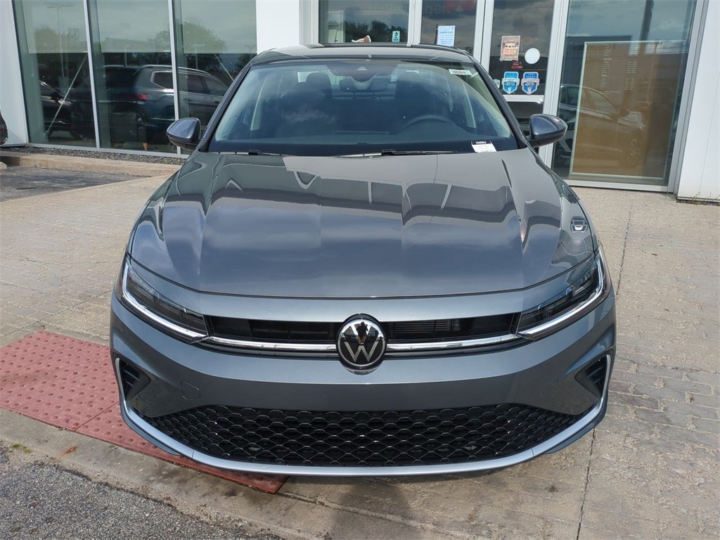 2025 Volkswagen Jetta 1.5T SE photo 3
