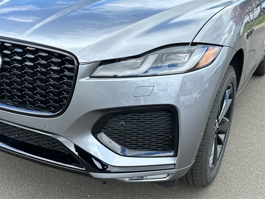 2026 Jaguar F-PACE P250 R-Dynamic S photo 7