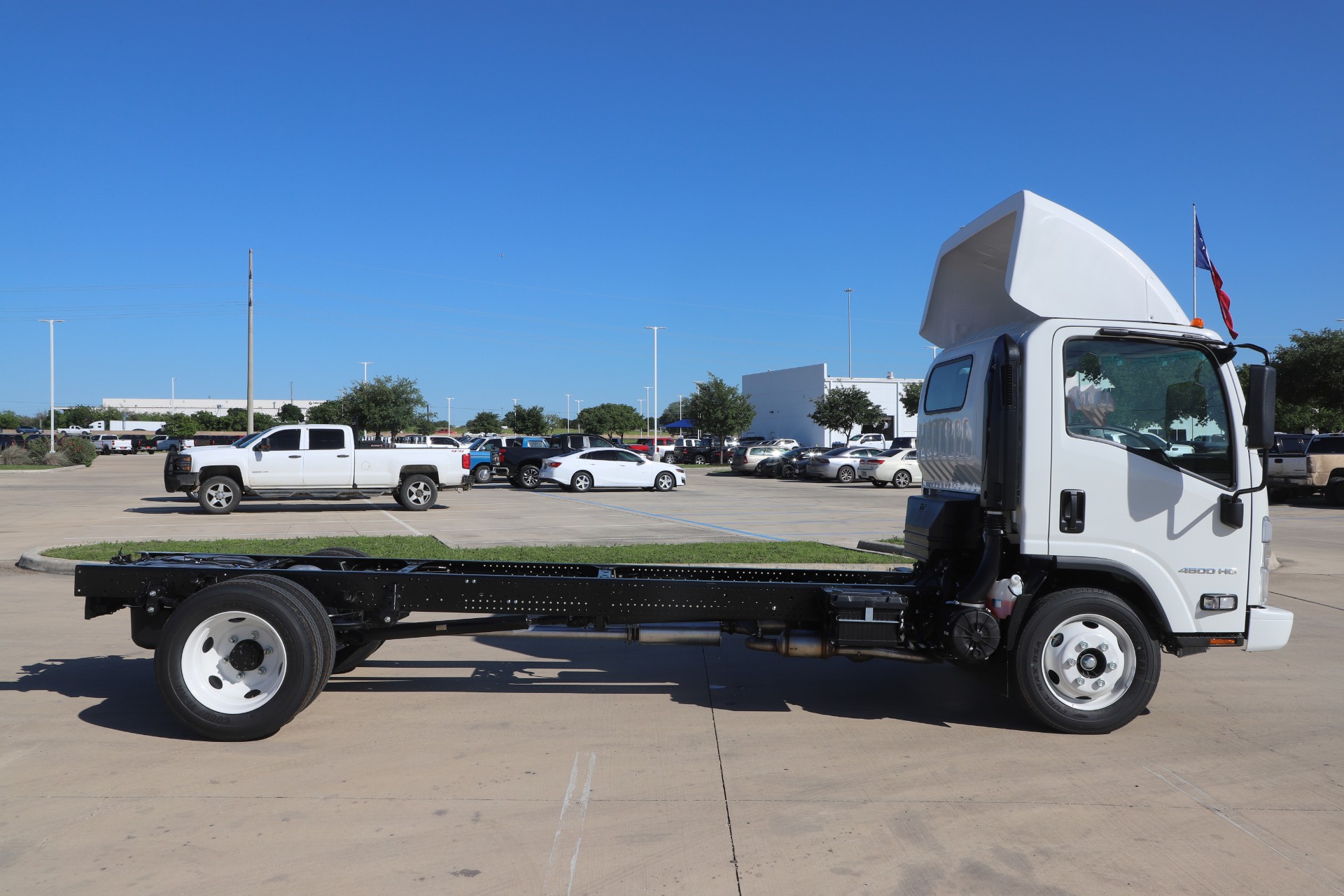 2024 Chevrolet Silverado 4500HD photo 3