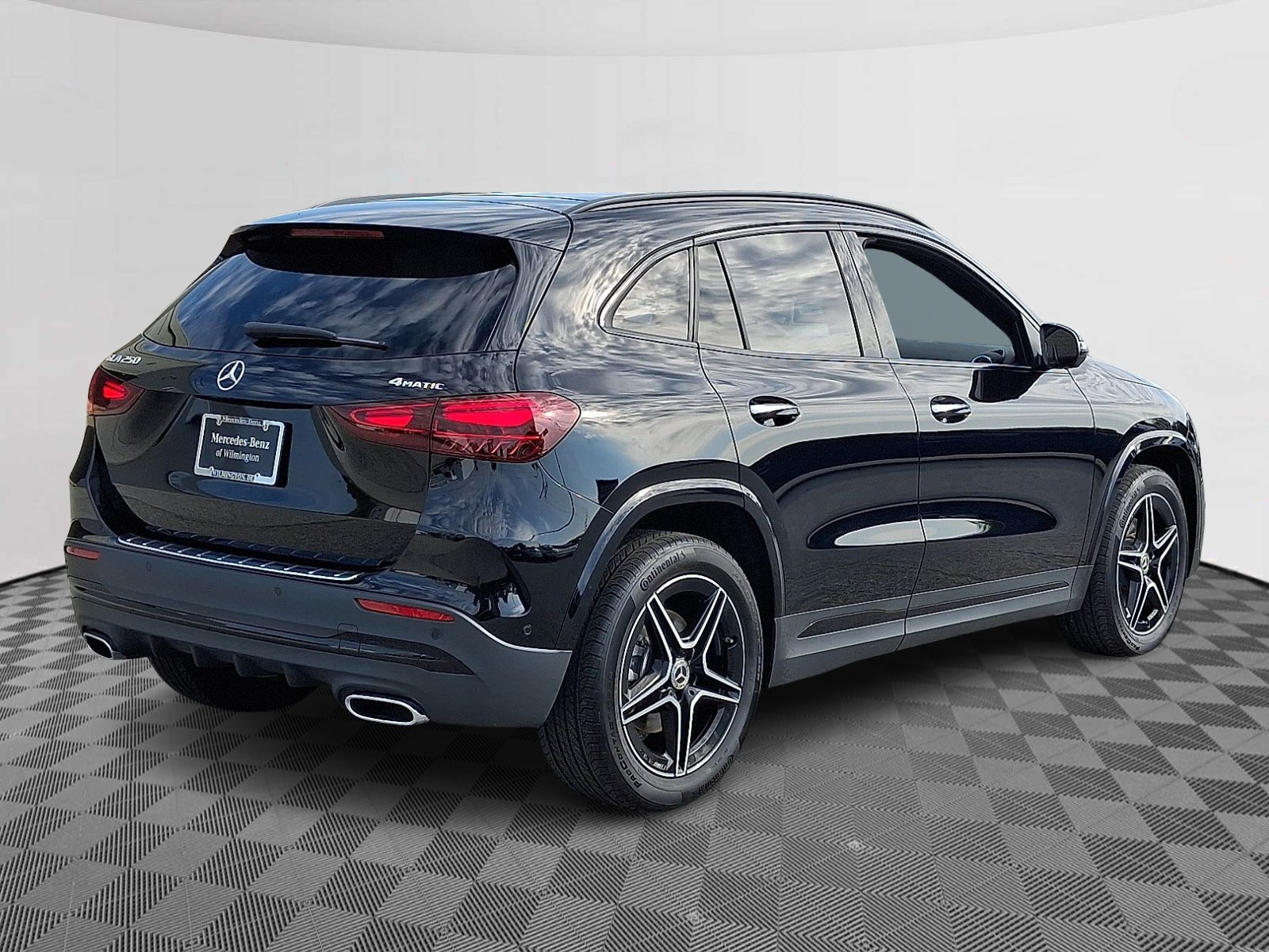 2025 Mercedes Benz GLA 250 4MATIC photo 6