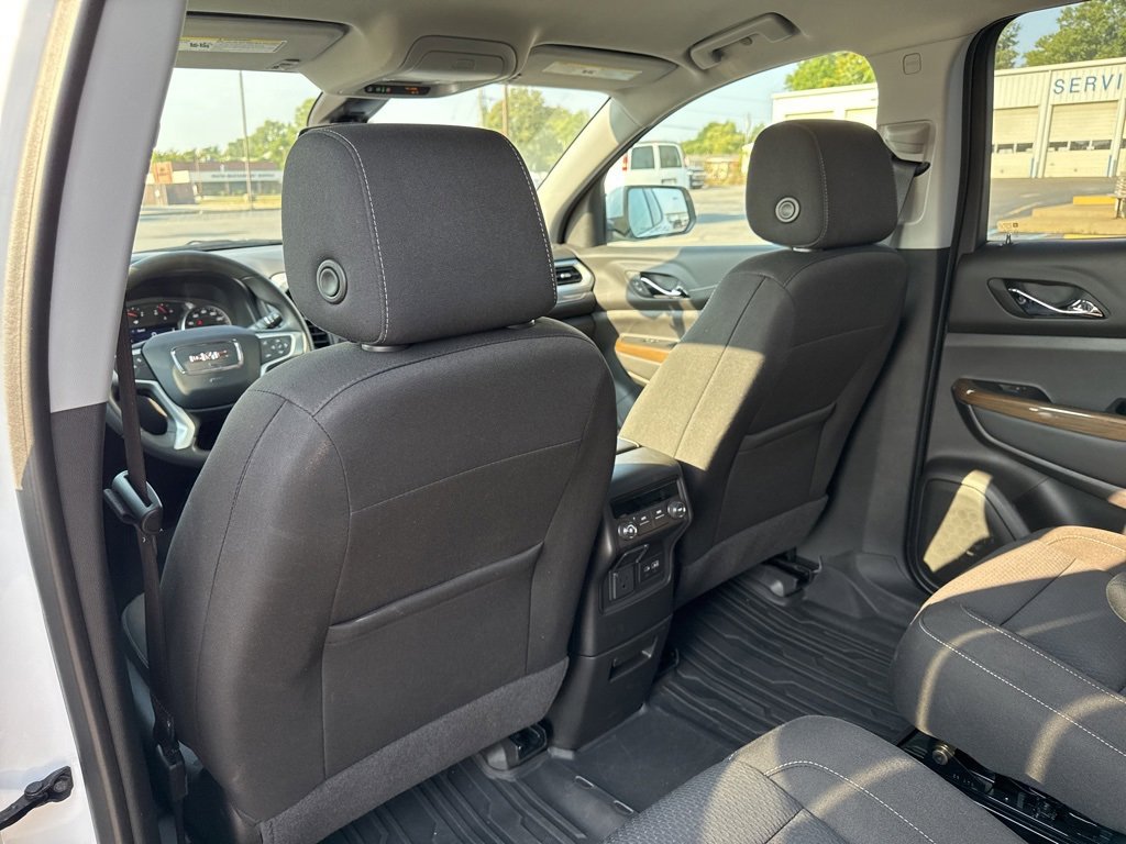 2023 Gmc Acadia SLE photo 22