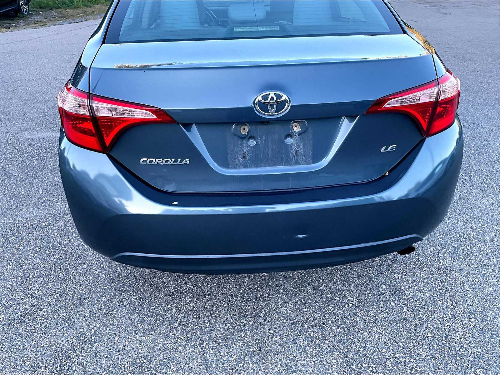 2017 Toyota Corolla LE photo 7