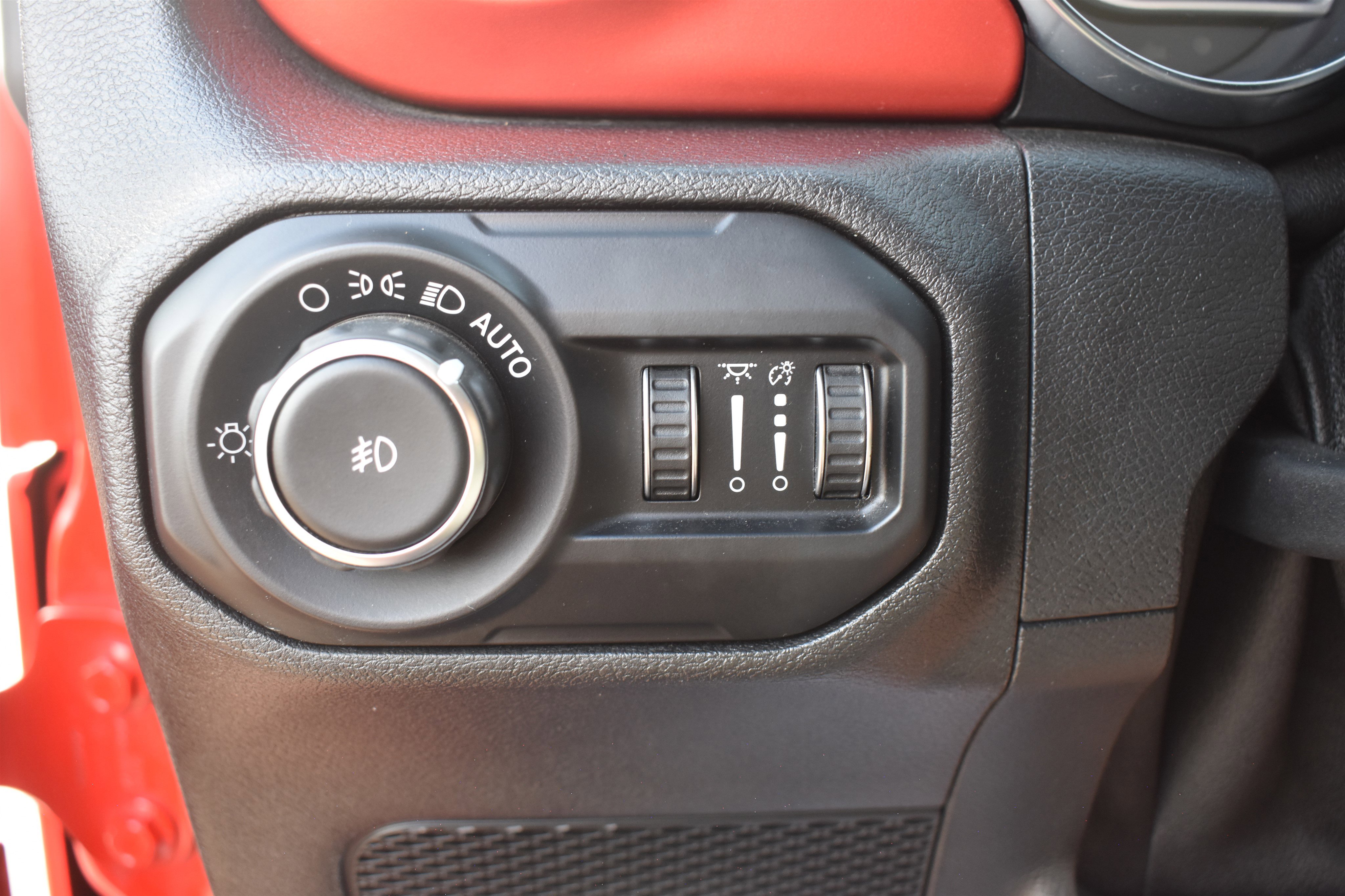 2020 Jeep Wrangler Unlimited Rubicon photo 19