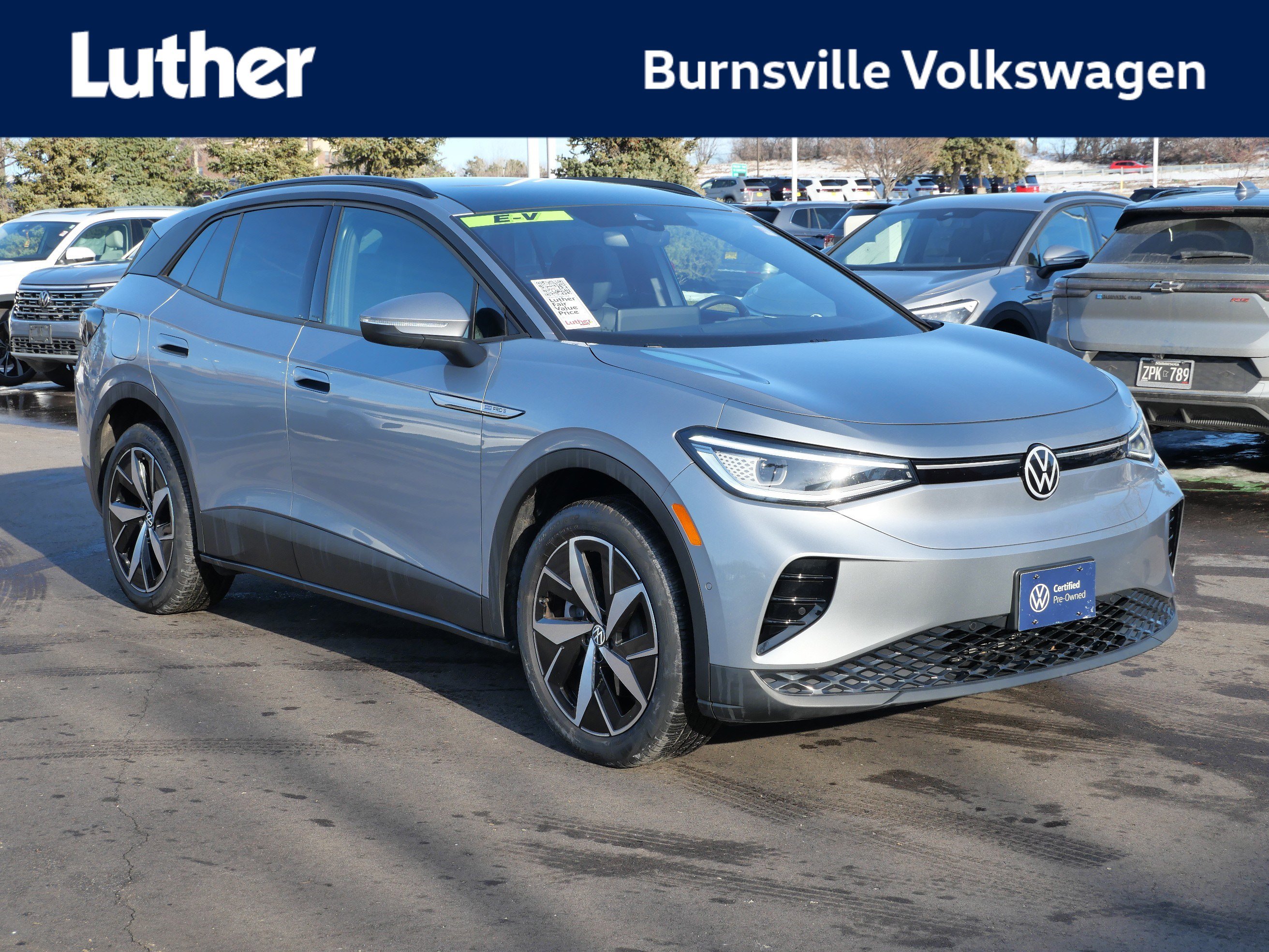 2023 Volkswagen ID.4 Base's photo