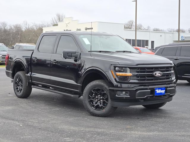 2025 Ford F-150 XLT photo 2