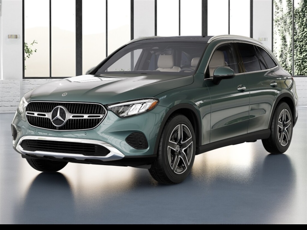 2026 Mercedes-Benz GLC Base's photo