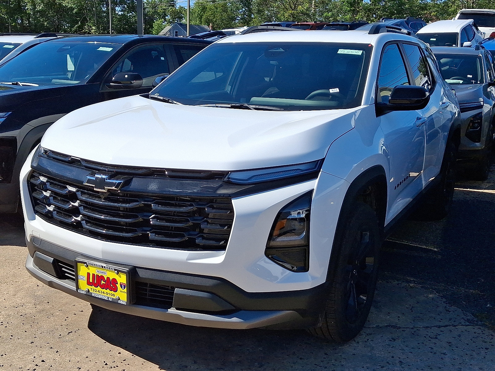 2026 Chevrolet Equinox LT photo 2