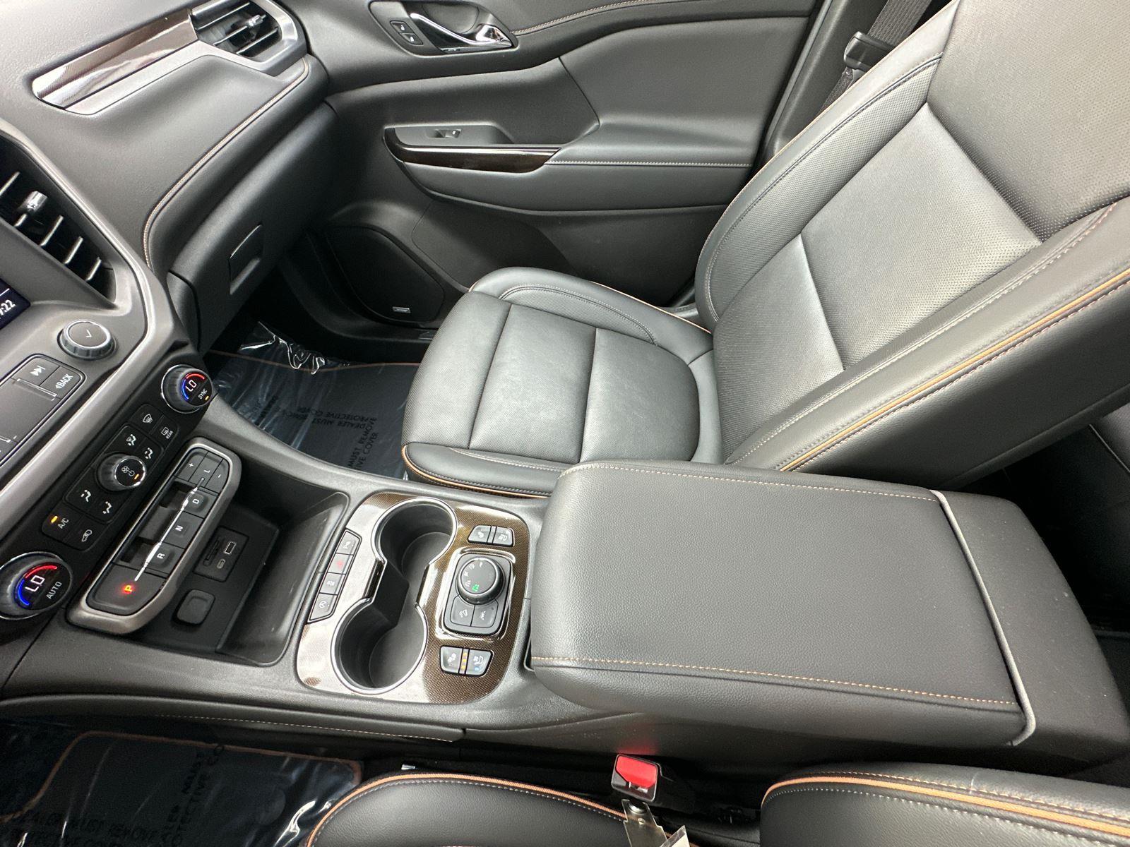 2023 Gmc Acadia AT4 photo 23