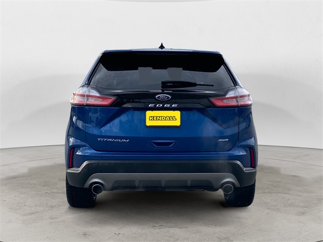 2024 Ford Edge Titanium photo 4