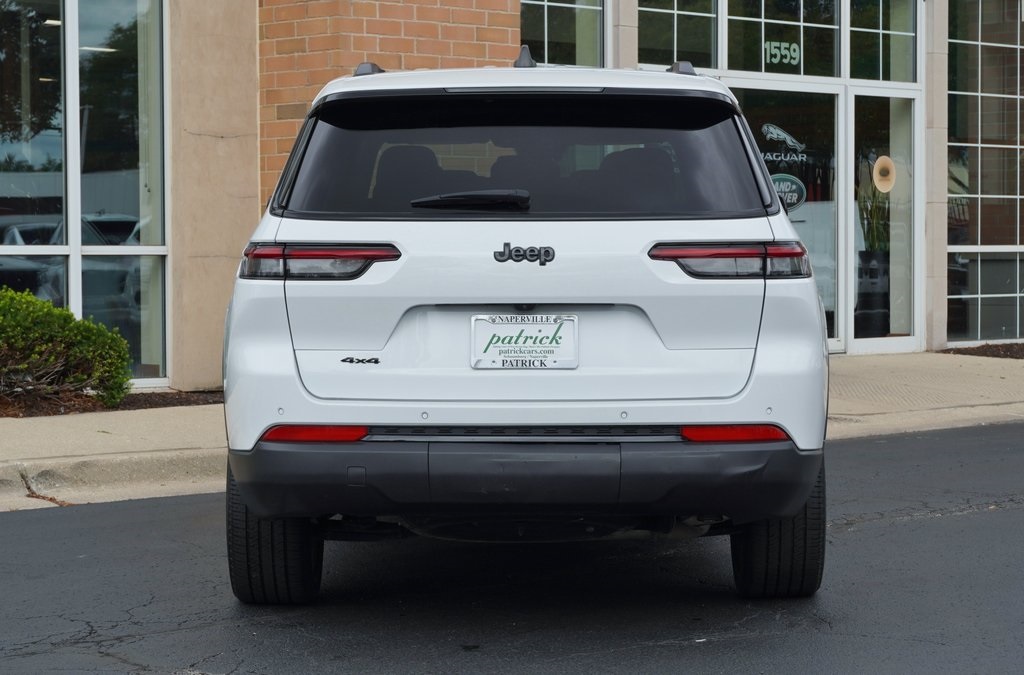 2023 Jeep Grand Cherokee Altitude photo 4