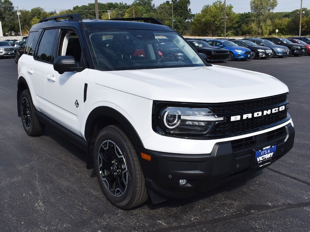 2025 Ford Bronco Sport Outer Banks photo 10