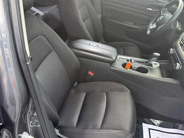 2019 Nissan Altima 2.5 S photo 10