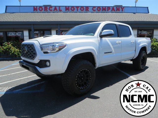 2021 Toyota Tacoma TRD Sport's photo