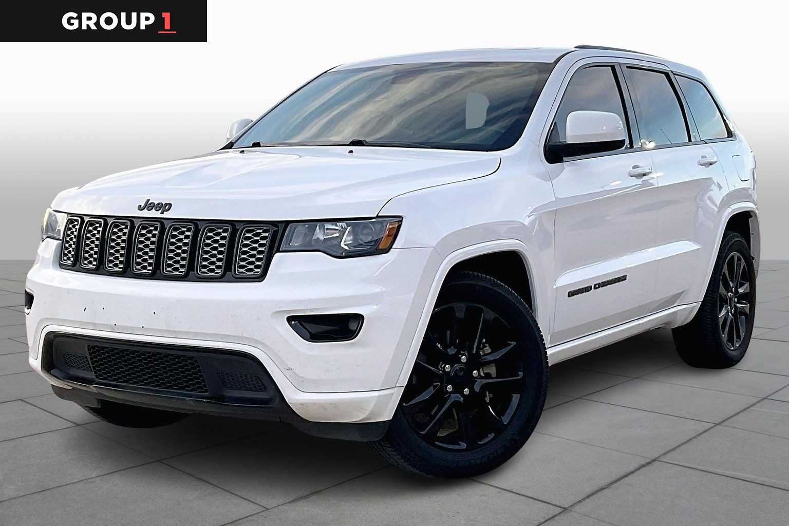 2018 Jeep Grand Cherokee Altitude's photo