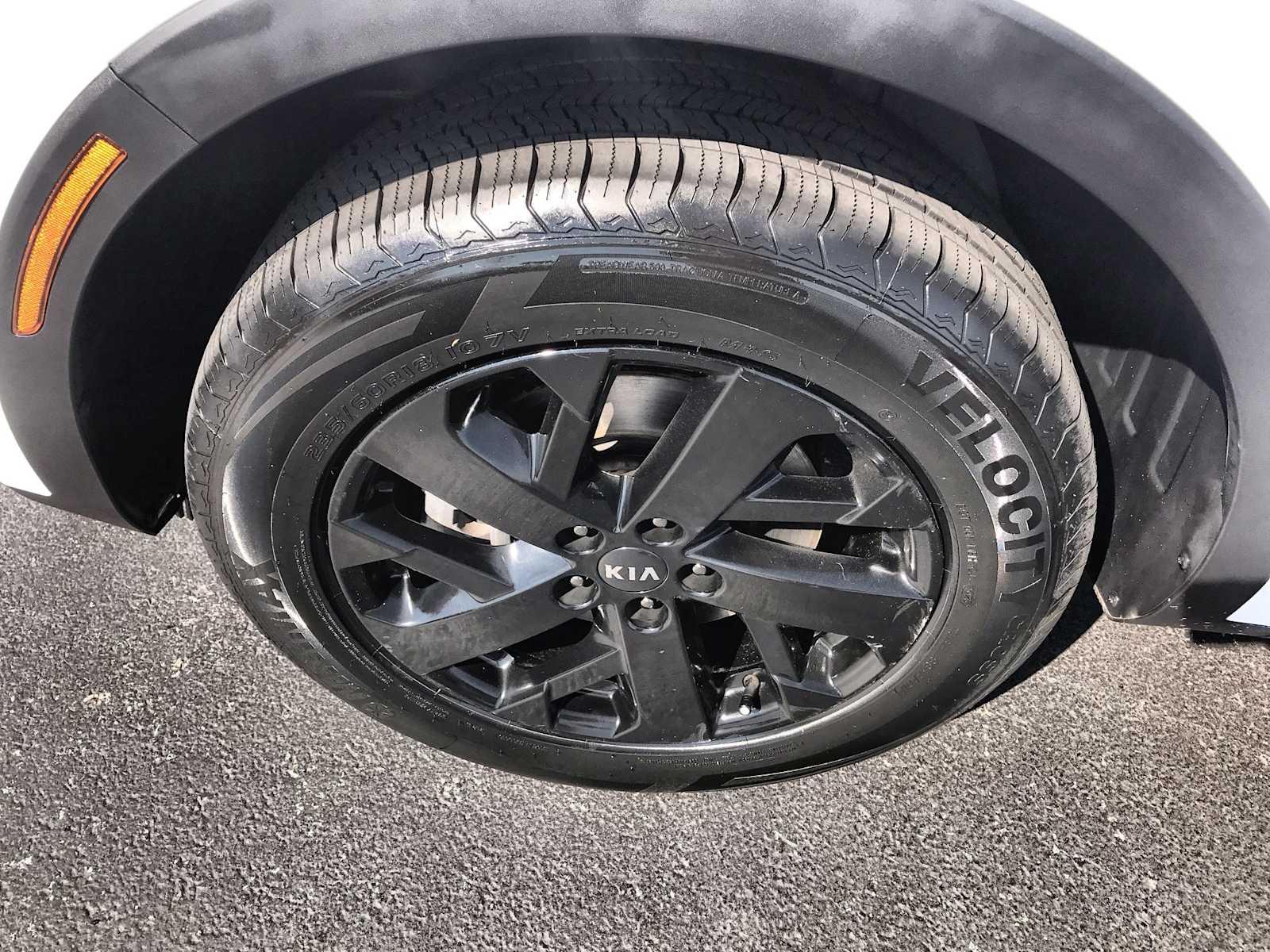 2021 Kia Sorento S photo 9
