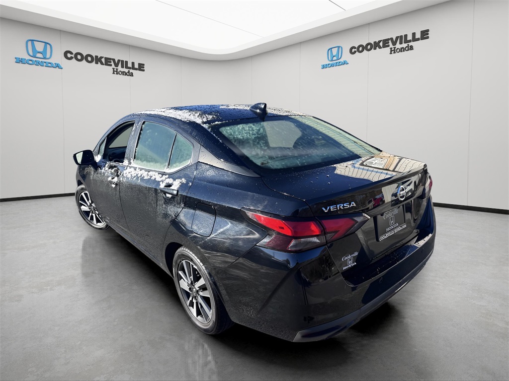 2021 Nissan Versa 1.6 SV photo 4