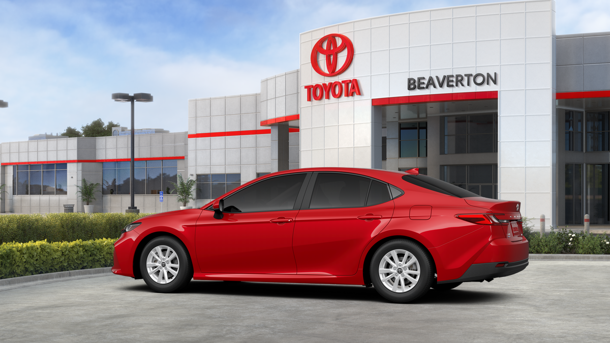 2025 Toyota Camry LE photo 4