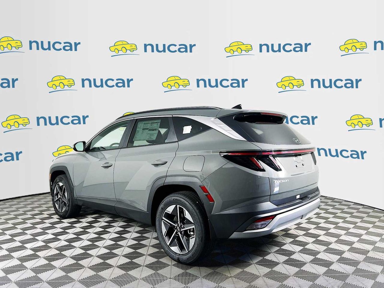 2025 Hyundai Tucson SEL Convenience photo 2