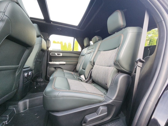 2022 Ford Explorer Timberline photo 32