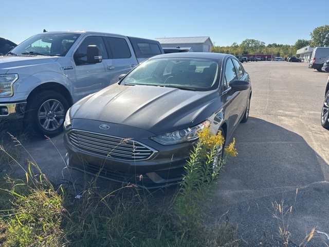 2018 Ford Fusion SE photo 3