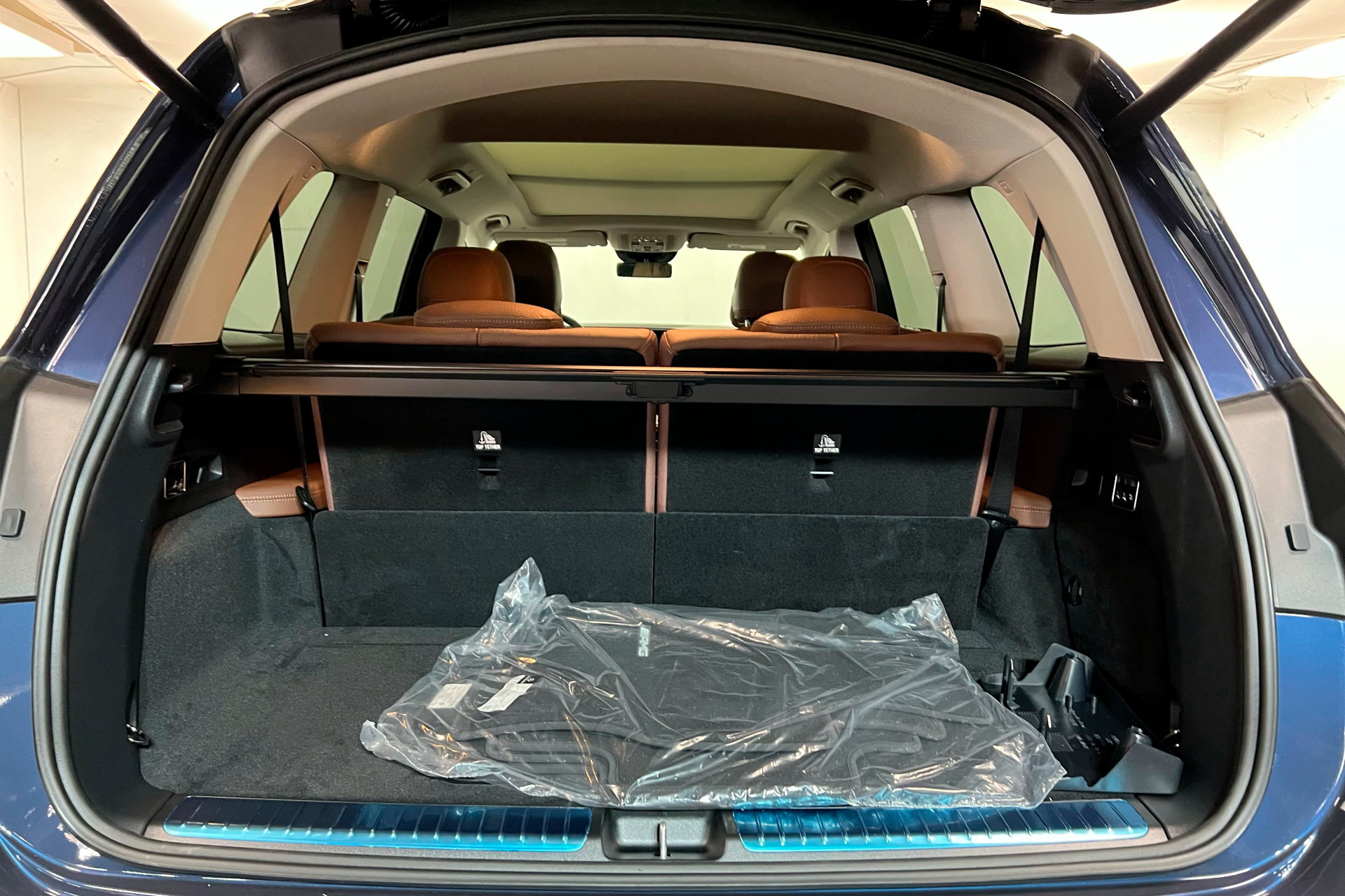 2025 Mercedes Benz GLS 450 4MATIC photo 23