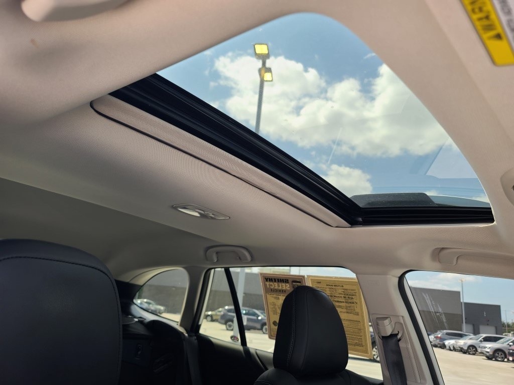2024 Subaru Outback Touring XT photo 9