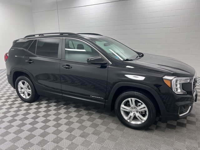 2022 Gmc Terrain SLE photo 4
