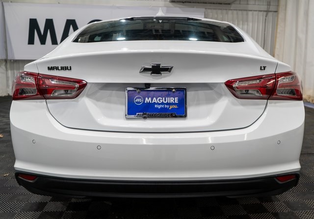2025 Chevrolet Malibu 1LT photo 3