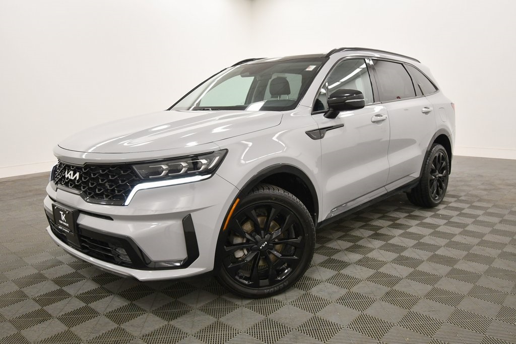 2023 Kia Sorento SX photo 2