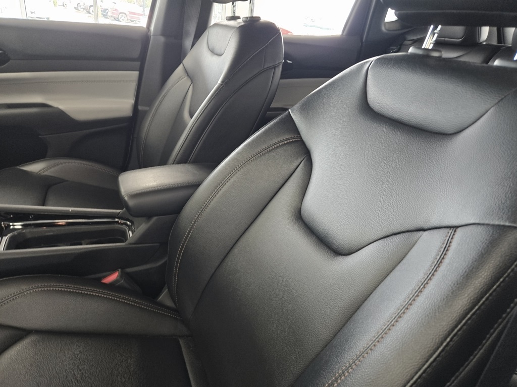 2024 Jeep Compass Limited photo 21