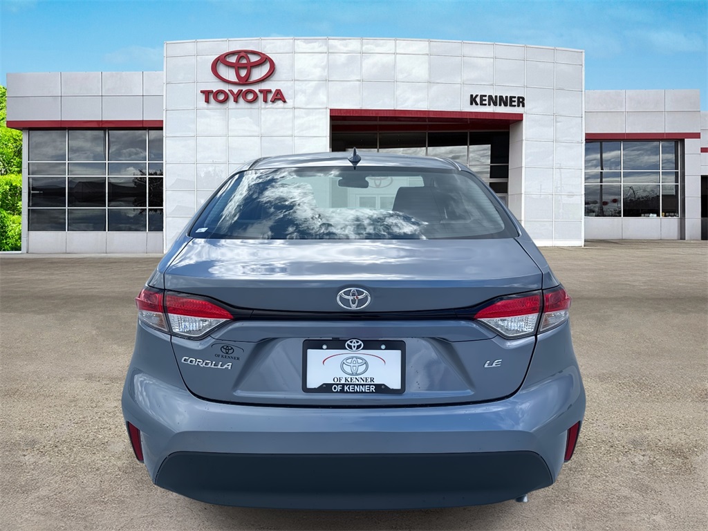 2026 Toyota Corolla LE photo 4