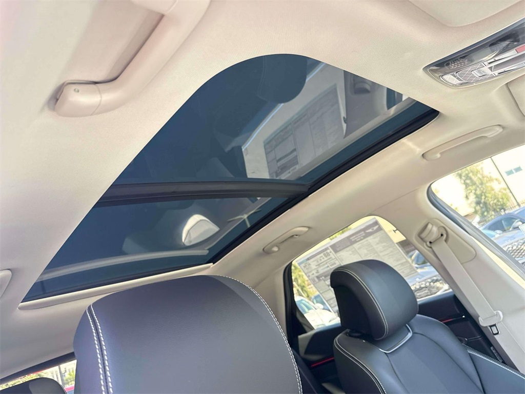 2026 Genesis Electrified GV70 Advanced photo 19