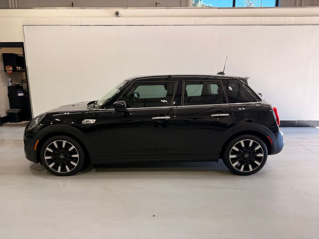Used 2021 MINI Hardtop 4 Door S with VIN WMWXU9C03M2N50349 for sale in Golden Valley, Minnesota