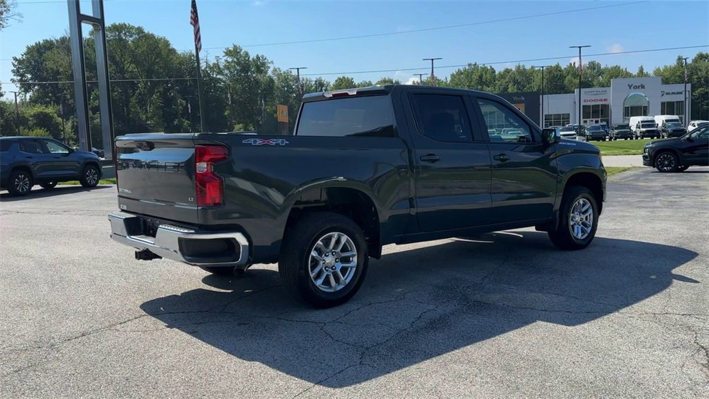 2026 Chevrolet Silverado 1500 LT photo 9