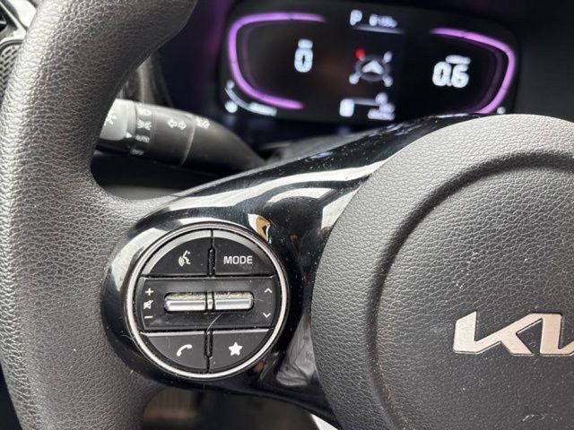 2024 Kia Soul S photo 16