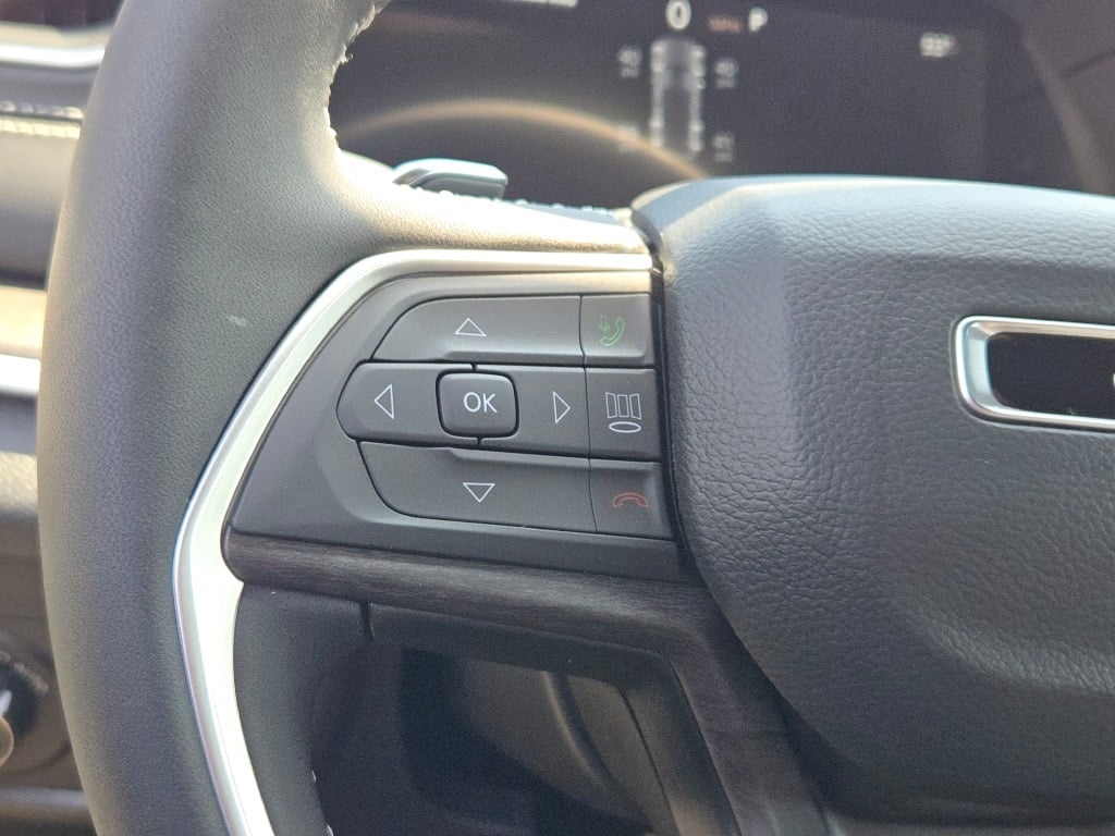 2025 Jeep Grand Cherokee Limited photo 31