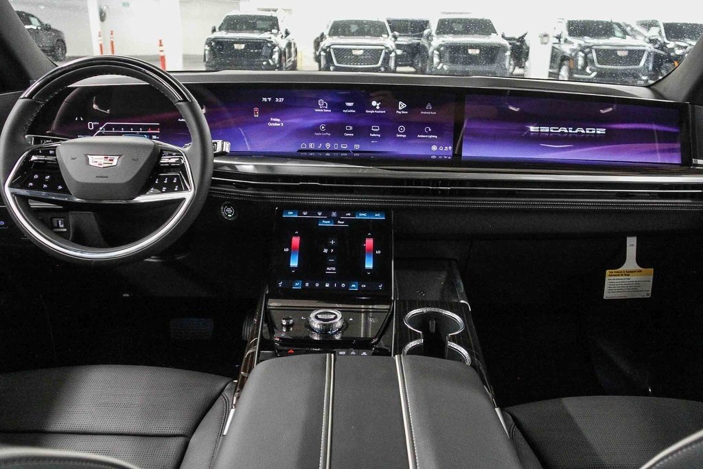 2026 Cadillac Escalade Luxury photo 11