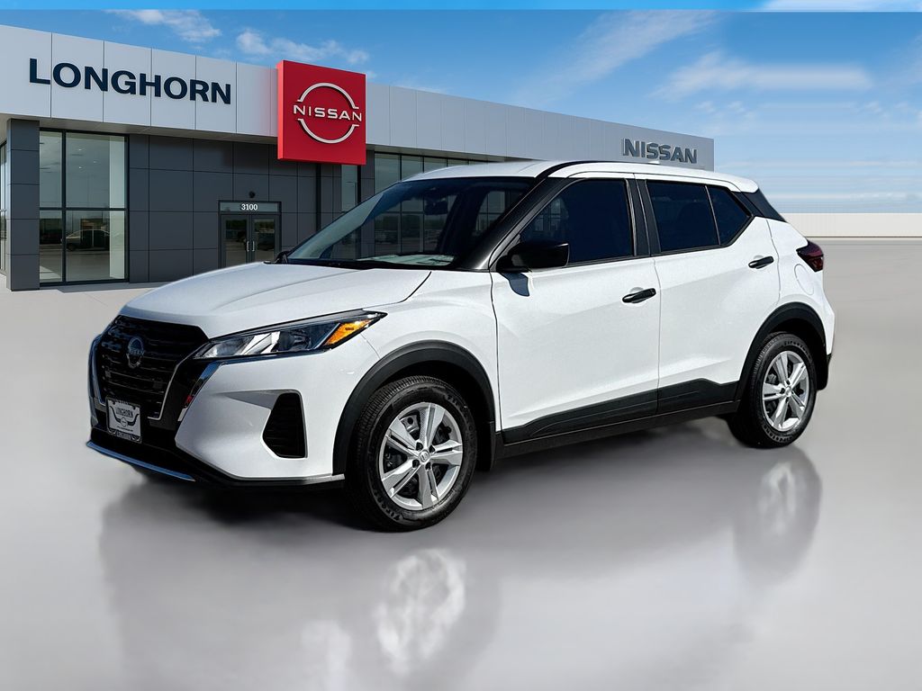 2025 Nissan Kicks Play S photo 3