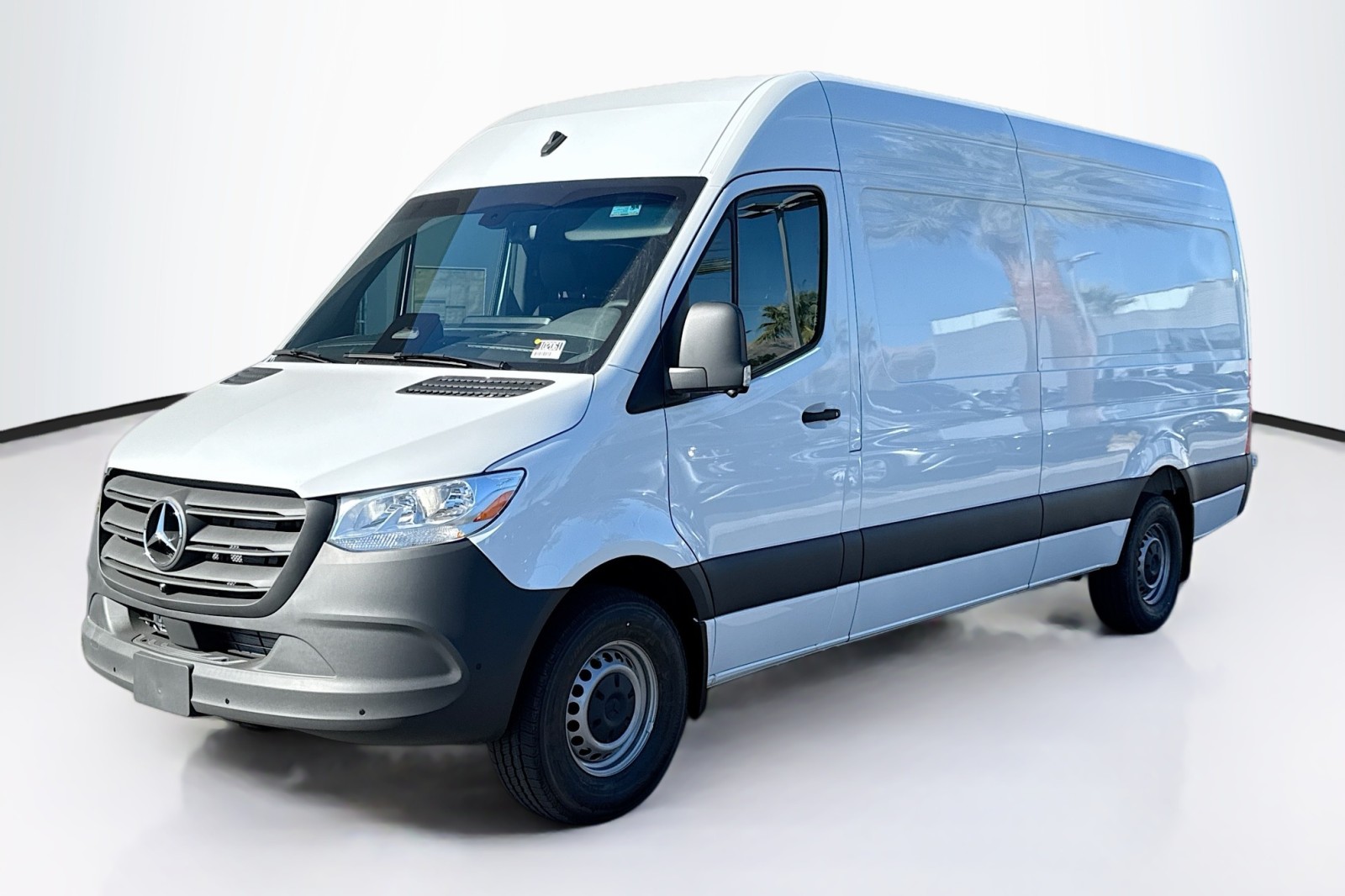 2025 Mercedes-Benz Sprinter Cargo Van Base's photo