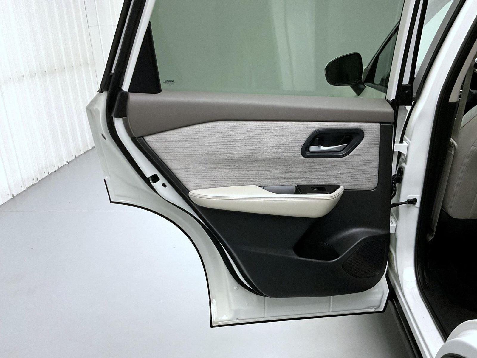 2022 Nissan Rogue SV photo 20
