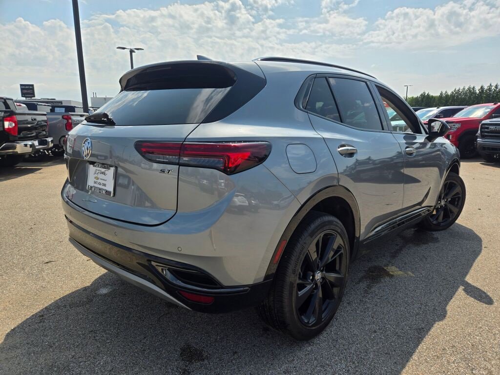 2023 Buick Envision Essence photo 13