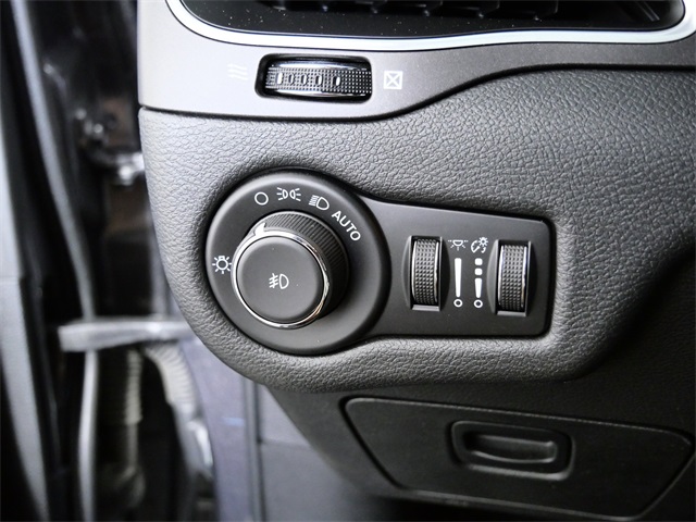 2021 Jeep Cherokee Trailhawk photo 22