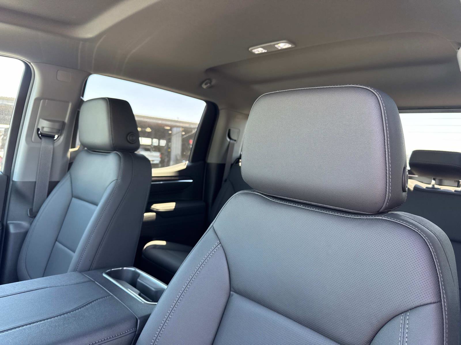 2025 Gmc Sierra 1500 SLT photo 23